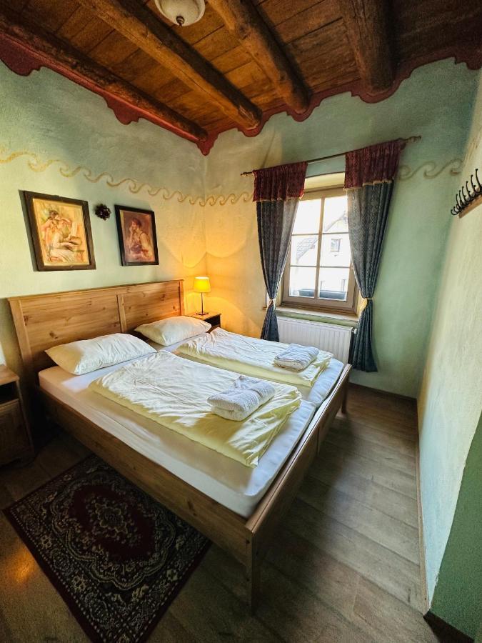 Apartments Belopeski Dvori Kranjska Gora Room photo